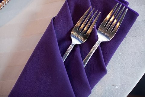 Pier 5 Baltimore Wedding Photos  ||  Liz+Ryan  ||  Charm City Wed  ||  www.charmcitywed.com