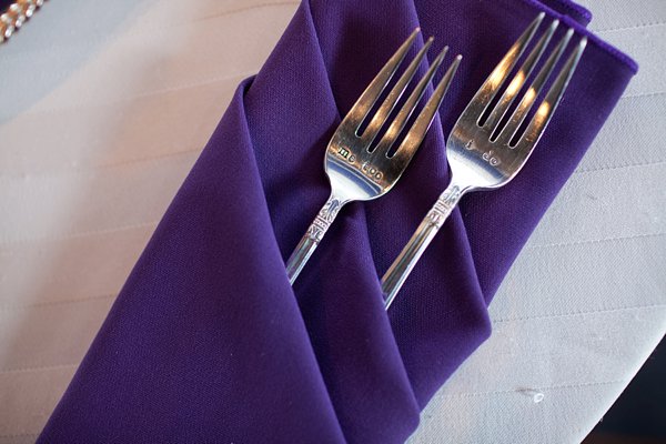 Pier 5 Baltimore Wedding Photos || Liz+Ryan || Charm City Wed || www.charmcitywed.com Pier 5 Baltimore Wedding Photos || Liz+Ryan || Charm City Wed || www.charmcitywed.com