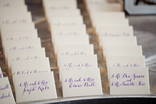 Pier 5 Baltimore Wedding Photos || Liz+Ryan || Charm City Wed || www.charmcitywed.com Pier 5 Baltimore Wedding Photos || Liz+Ryan || Charm City Wed || www.charmcitywed.com