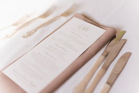 Springtime Evergreen Wedding Photos  ||  Stacy Bauer Photography  ||  Charm City Wed  ||  www.charmcitywed.com