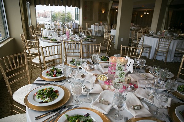 Tabrizi's Baltimore Wedding || Living Radiant Photography || Charm City Wed || www.charmcitywed.com