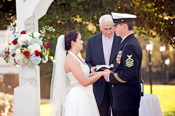 Antrim Patriotic Wedding || Kathleen Hertel Photography || Charm City Wed || www.charmcitywed.com Antrim Patriotic Wedding || Kathleen Hertel Photography || Charm City Wed || www.charmcitywed.com