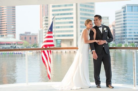 4th of July Wedding Inspiration  ||  Dave McIntosh Photography  ||  Charm City Wed  ||  www.charmcitywed.com