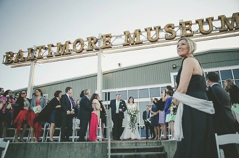 Baltimore Museum of Industry Wedding  ||   Barbara O Photography  ||  Charm City Wed  ||  www.charmcitywed.com