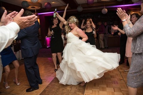 Center Club Wedding Photos   ||  Kathleen Hertel Photography  ||  Charm City Wed  ||  www.charmcitywed.com