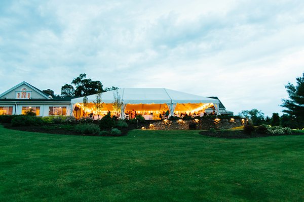 Country Club of Maryland Wedding || Meghan Boyer Photography || Charm City Wed || www.charmcitywed.com