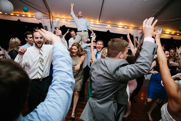 Country Club of Maryland Wedding || Meghan Boyer Photography || Charm City Wed || www.charmcitywed.com