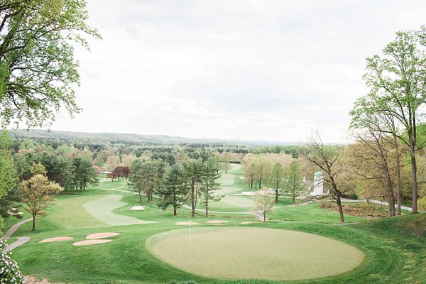 Eagles Nest Country Club Wedding  ||  Alysia and Jayson Photography  ||  Charm City Wed  ||  www.charmcitywed.com