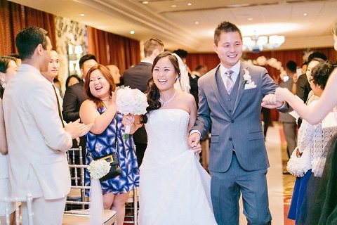 Hotel Monaco Wedding in Baltimore  ||  Anny Photography  ||  Charm City Wed  ||  www.charmcitywed.com