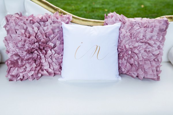 Vintage Country Chic Styled Shoot  ||  Ivori Nicole Events  ||  Natarsha Wright Photography  ||  Charm City Wed  ||  www.charmcitywed.com