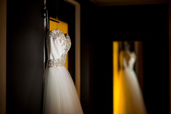 Wedding Photos at The Mansion at Valley Country Club  ||  Michelle Lindsay Photography  ||  Charm City Wed  ||  www.charmcitywed.com