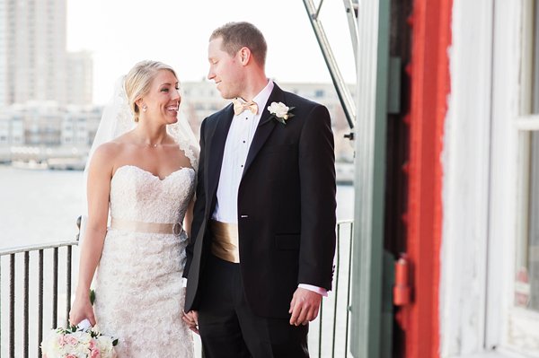 seven foot knoll lighthouse Wedding  ||  Beth T Photography   ||  Charm City Wed  ||  www.charmcitywed.com