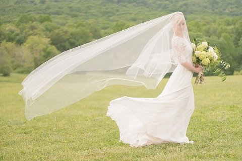 Springfield Manor Winery Wedding Styled Shoot  ||  Manda Weaver Photography  ||  Charm City Wed  ||  www.charmcitywed.com