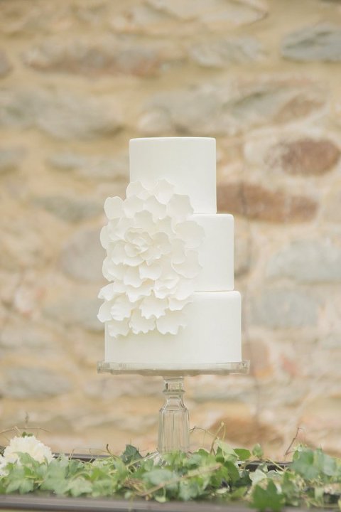 Springfield Manor Winery Wedding Styled Shoot  ||  Manda Weaver Photography  ||  Charm City Wed  ||  www.charmcitywed.com