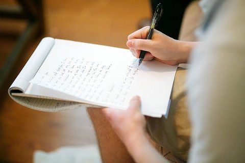 Vandiver Inn Wedding   ||   Angel Kidwell Photography  ||  Charm City Wed  ||  www.charmcitywed.com