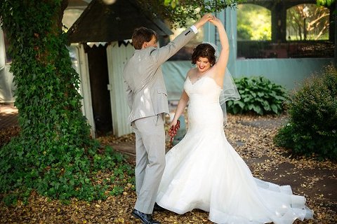 Vandiver Inn First Look Wedding   ||   Angel Kidwell Photography  ||  Charm City Wed  ||  www.charmcitywed.com