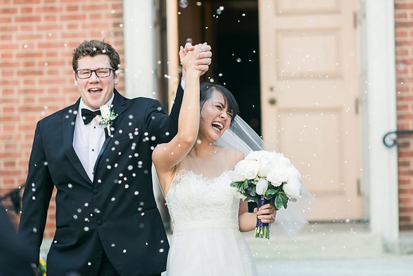 Waterfront Kitchen Wedding || Joy Michelle Photography || Charm City Wed || www.charmcitywed.com