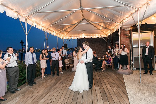 Waterfront Kitchen Wedding || Joy Michelle Photography || Charm City Wed || www.charmcitywed.com