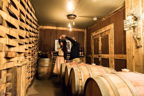 Annapolis Winery Engagement Session  ||  Joy Michelle Photography  ||  Charm City Wed  ||  www.charmcitywed.com