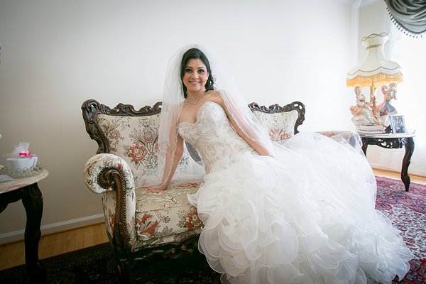 Baltimore Marriott Waterfront Wedding || Artful Weddings || Charm City Wed || www.charmcitywed.com Baltimore Marriott Waterfront Wedding || Artful Weddings || Charm City Wed || www.charmcitywed.com