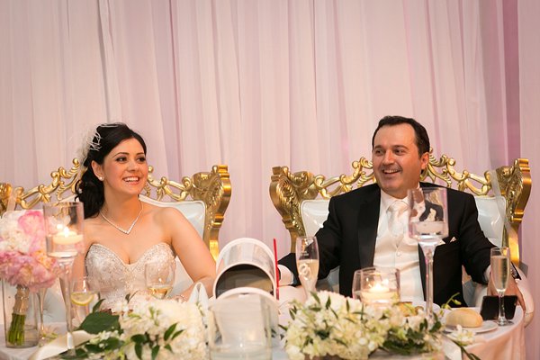 Baltimore Marriott Waterfront Wedding || Artful Weddings || Charm City Wed || www.charmcitywed.com Baltimore Marriott Waterfront Wedding || Artful Weddings || Charm City Wed || www.charmcitywed.com