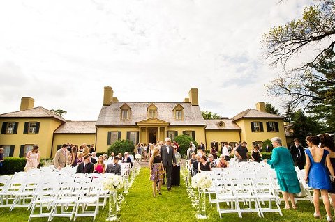 Belmont Manor Wedding Ceremony || Artistic Imagez || Charm City Wed || www.charmcitywed.com