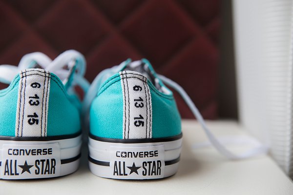 Wedding Converse shoes at Hotel Monaco Baltimore || Turner Photography || Charm City Wed || www.charmcitywed.com