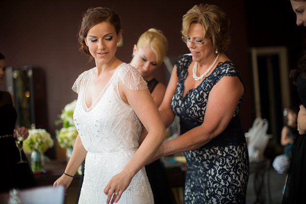 Wedding at Hotel Monaco Baltimore || Turner Photography || Charm City Wed || www.charmcitywed.com