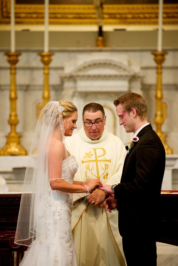 Baltimore St. Ignatius Church Wedding Ceremony  ||  Sknow Photo by Sarah Mitchell  ||  Charm City Wed  ||  www.charmcitywed.com