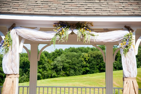 Morningside Inn Wedding Photos || Robin Shotola Photography || Charm City Wed || www.charmcitywed.com