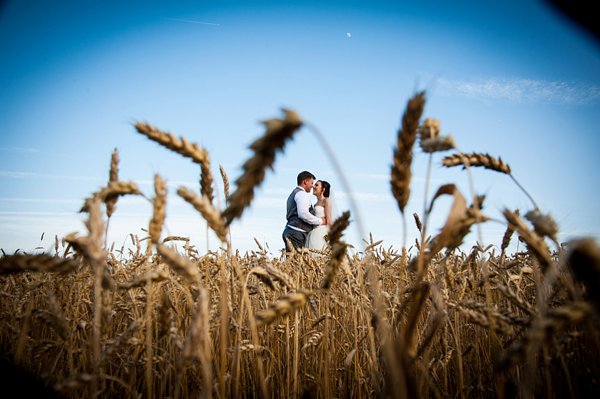 Morningside Inn Wedding Photos || Robin Shotola Photography || Charm City Wed || www.charmcitywed.com