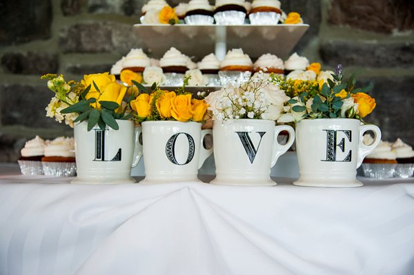 Wedding Reception at Morningside Inn || Robin Shotola Photography || Charm City Wed || www.charmcitywed.com