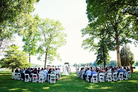 Wedding Ceremony at the Wye River Estate  ||  Kathleen Hertel Photography  || Charm City Wed  ||  www.charmcitywed.com