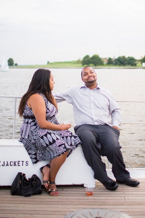 Baltimore Sailing Proposal || Anna Schmidt Photography || Charm City Wed || www.charmcitywed.com