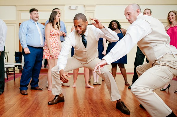 Catoctin Hall Wedding at Musket Ridge || Rachel Smith Photography || Charm City Wed || www.charmcitywed.com