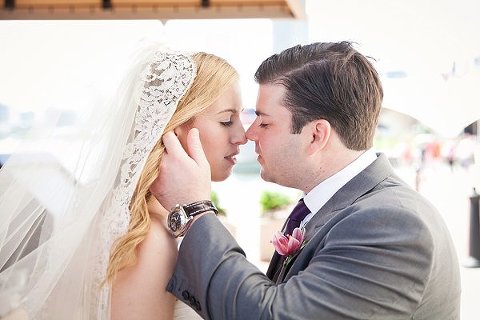 Frederick Douglass-Isaac Myers Maritime Museum Wedding || Richard+Tara Photography || Charm City Wed || www.charmcitywed.com