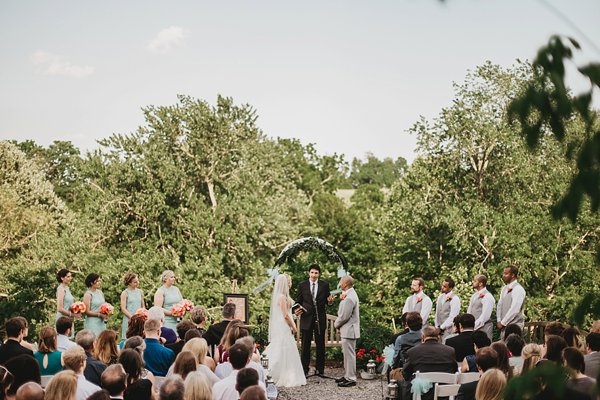 Howard County Conservancy Wedding || L.A. Birdie Photography || Charm City Wed || www.charmcitywed.com