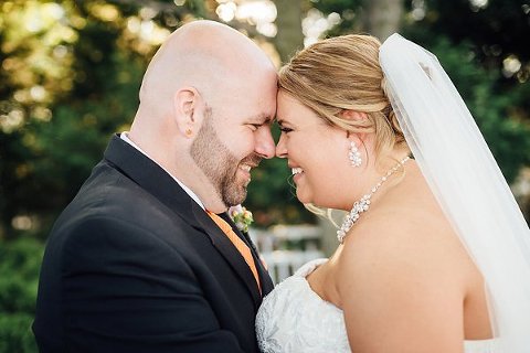 Wedding at Kurtz's Beach || Meghan Elizabeth Photography || Charm City Wed || www.charmcitywed.com