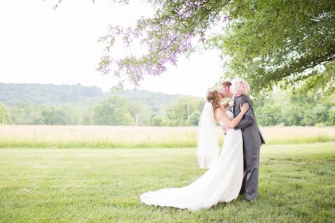 Wedding at Country Club of Maryland || Anna Grace Photography || Charm City Wed || www.charmcitywed.com