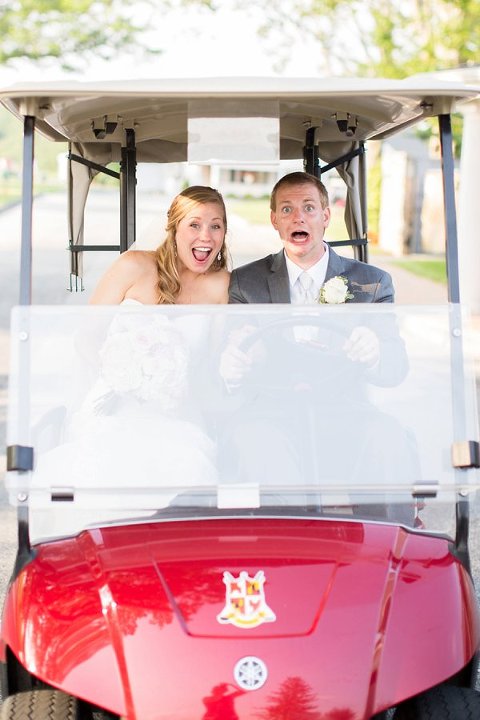 golf cart Wedding at Country Club of Maryland || Anna Grace Photography || Charm City Wed || www.charmcitywed.com
