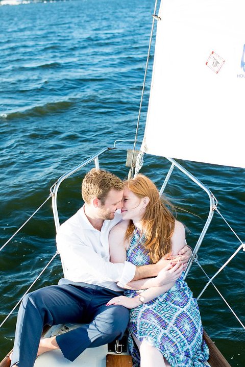 Boating Engagement Session || Hannah Leigh Photography || Charm City Wed || www.charmcitywed.com