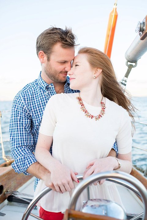 Boating Engagement Photos || Hannah Leigh Photography || Charm City Wed || www.charmcitywed.com