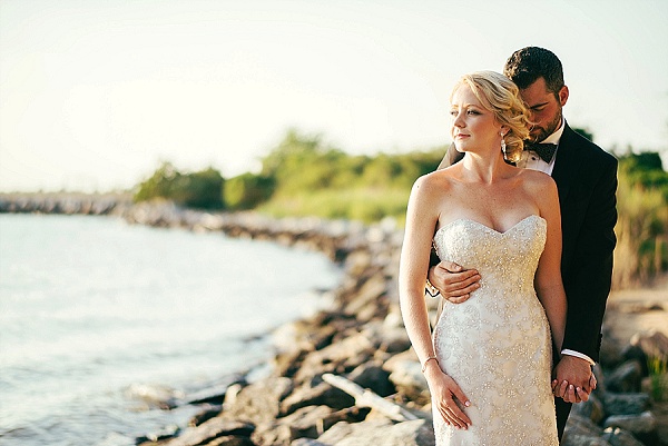 Chesapeake Bay Beach Club Wedding || Anna Reynal Photography || Charm City Wed || www.charmcitywed.com