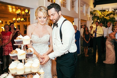 Tavern Ballroom wedding at the Chesapeake Bay Beach Club || Anna Reynal Photography || Charm City Wed || www.charmcitywed.com