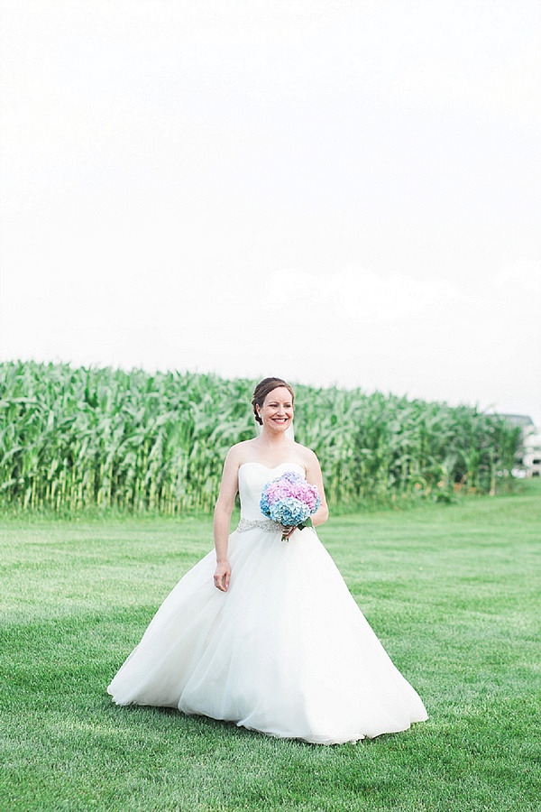 Mathwig Event Barn Wedding || Katie Nesbitt Photography || Charm City Wed || www.charmcitywed.com Mathwig Event Barn Wedding || Katie Nesbitt Photography || Charm City Wed || www.charmcitywed.com