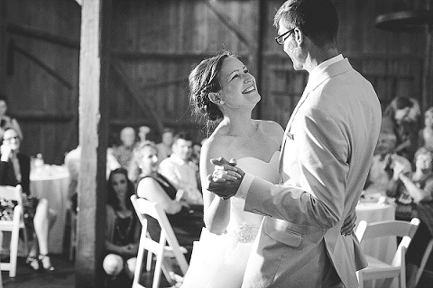 Mathwig Event Barn Wedding || Katie Nesbitt Photography || Charm City Wed || www.charmcitywed.com