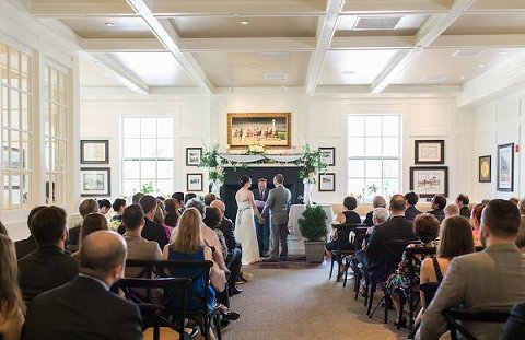 Mt Washington Tavern Wedding || Maureen Pacheco Photography || Charm City Wed || www.charmcitywed.com