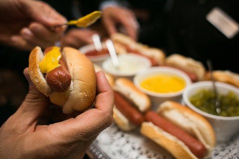Orioles Park Wedding || Dennis Drenner Photography || Intrinsic Events || Charm City Wed || www.charmcitywed.com