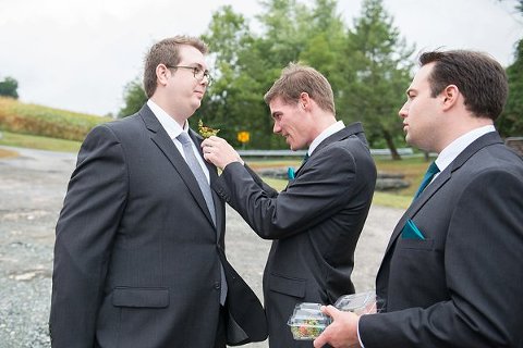 Pond View Farm Wedding || Marlayna Photography || Charm City Wed || www.charmcitywed.com