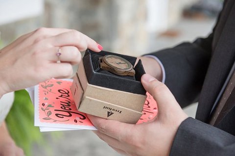 Pond View Farm Wedding || Marlayna Photography || Charm City Wed || www.charmcitywed.com